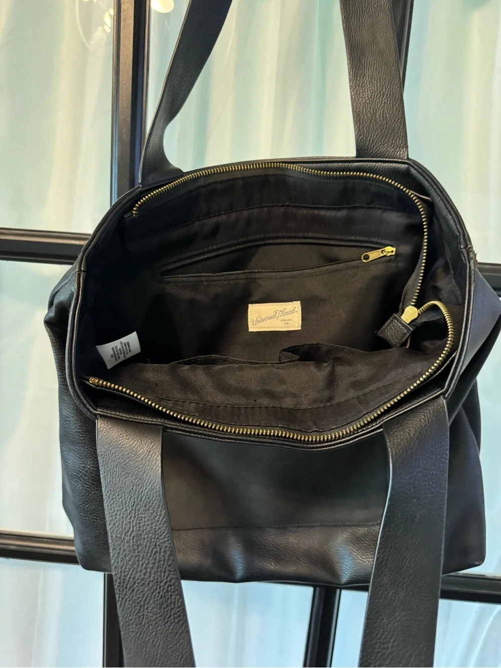 Universal Thread Classic Leather Black Women's Tote Bag